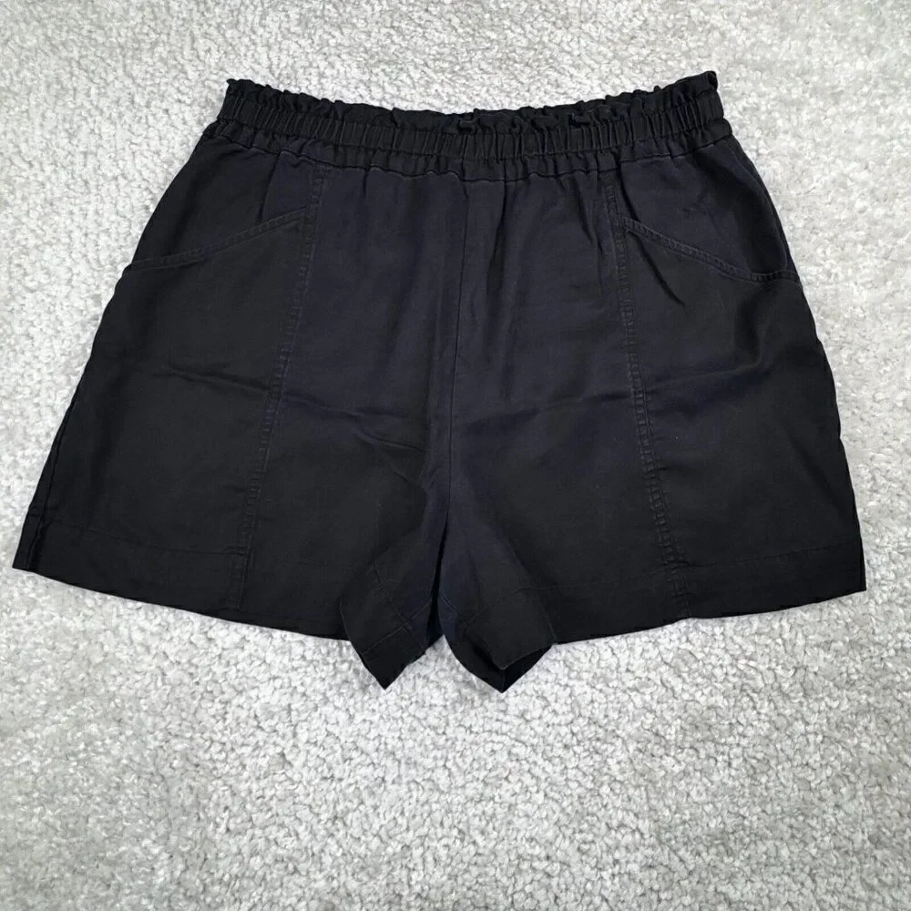 Elizabeth And James Black Paperbag High Waist Short